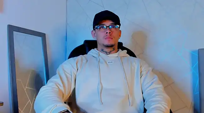 NoahhBrown online show from 02.20.25