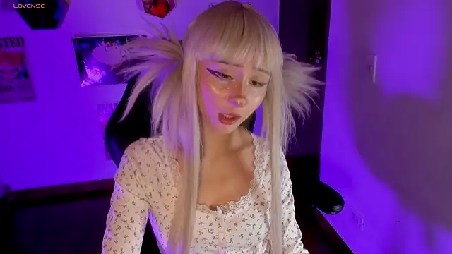MonxxsLove online show from 06.19.26
