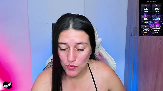 Saskyaa online show from 11.24.25