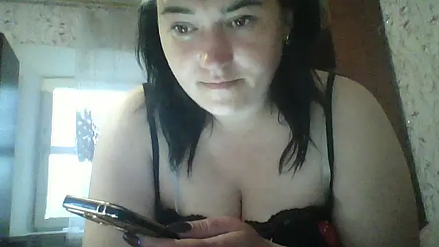 Snapshot of HollyLaBerry chatting on 05.12.26 HollyLaBerry online show from 05.12.26