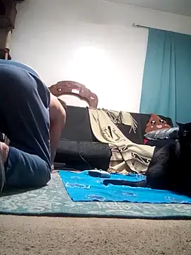 Snapshot of LongDickZee562 chatting on 03.10.25 LongDickZee562 online show from 03.10.25