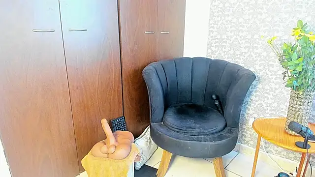 mabelsaravia online show from 04.20.26