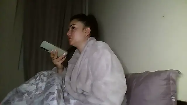 Linusya online show from 11.06.25