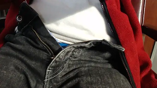 smoothandtiny online show from 03.04.25