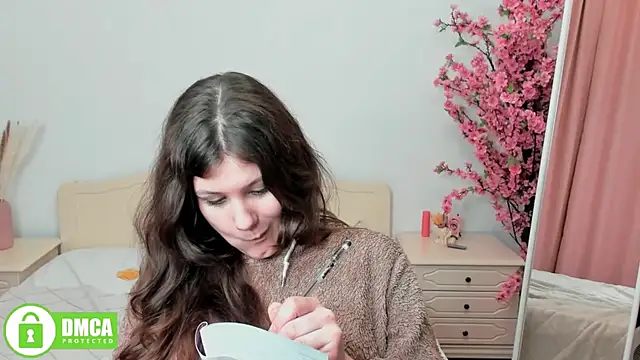 Charlotte wow online show from 12.06.24