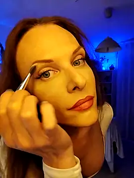 Luna Kitanna online show from 04.18.26