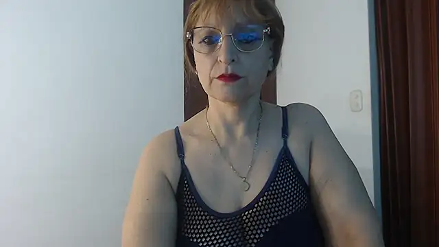 Snapshot of Lilly_macflyy chatting on 11.17.25 Lilly macflyy online show from 11.17.25