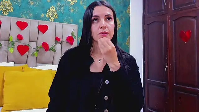 SuzanSmithh online show from 02.27.25