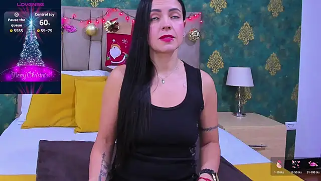 SuzanSmithh online show from 12.02.25