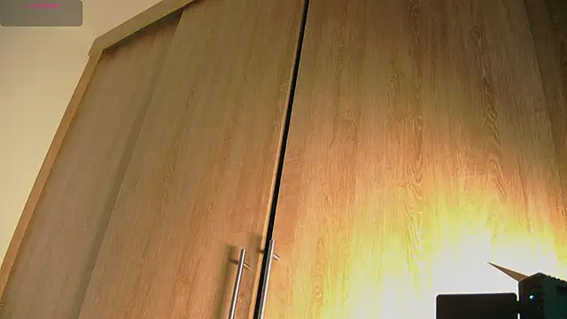 aidaadams online show from 10.17.25