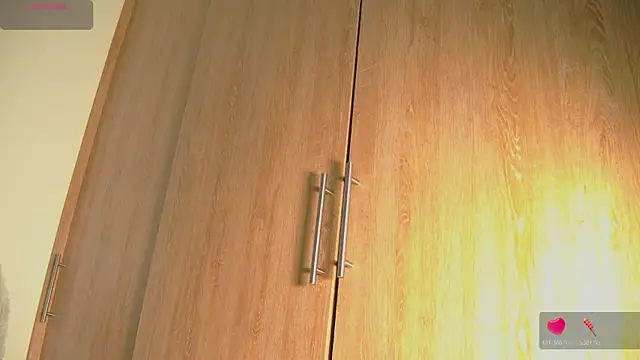 aidaadams online show from 10.20.25