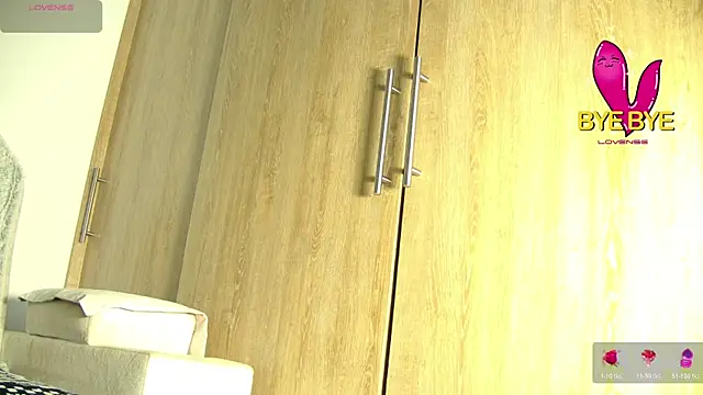 aidaadams online show from 11.15.25