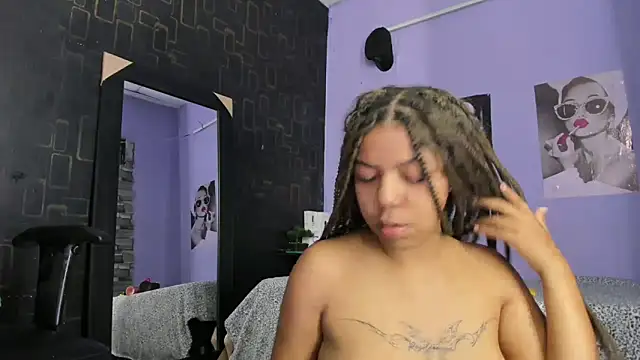 Alika01 online show from 03.22.25