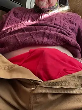 Helmut1971 online show from 12.21.25