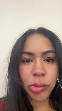 IsabelaVanegas  online show from 12.01.25