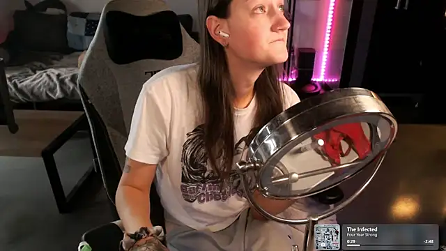 Clairedelilah online show from 02.14.26