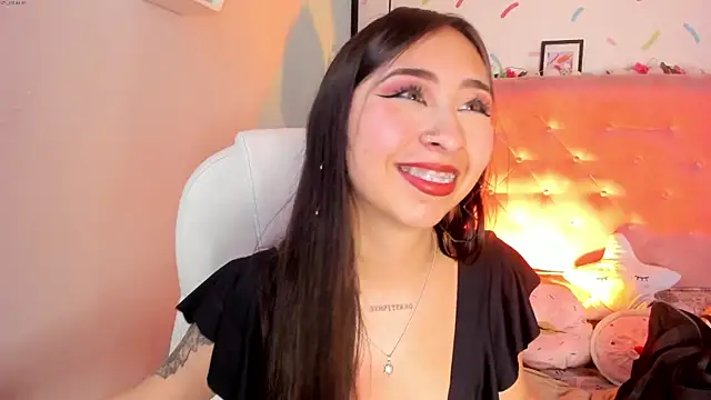  cloe martinez online show from 01.24.25