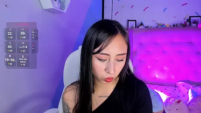  cloe martinez online show from 02.25.25