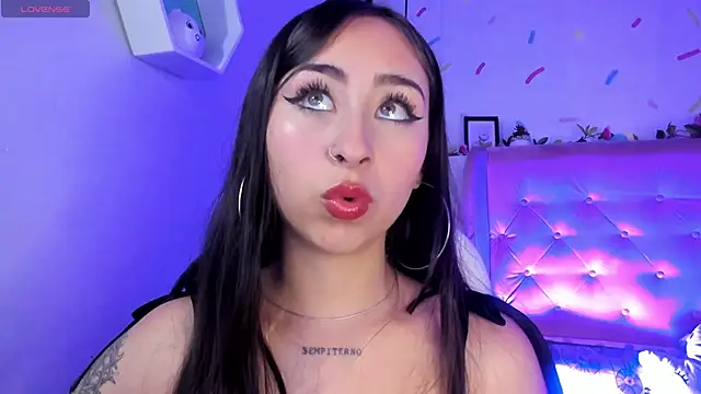  cloe martinez online show from 03.21.25