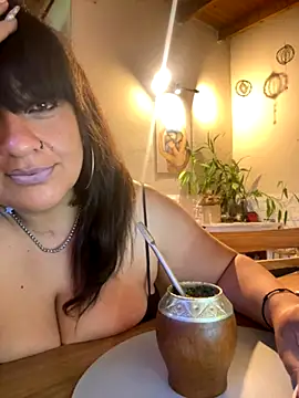 Sensualmente333 online show from 11.28.25