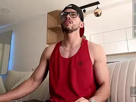 Snapshot of Phantom_Bigger1 chatting on 12.16.25 Phantom Bigger1 online show from 12.16.25