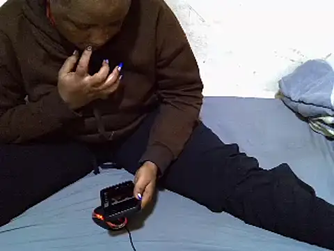 Snapshot of Crystal__Gee chatting on 03.01.25 Crystal  Gee online show from 03.01.25