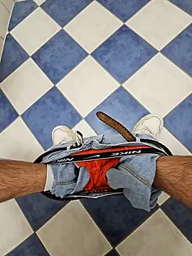 Snapshot of thesmiledoc chatting on 03.21.25 thesmiledoc online show from 03.21.25