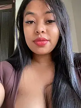 Snapshot of PUSHYLATE chatting on 06.18.26 PUSHYLATE online show from 06.18.26