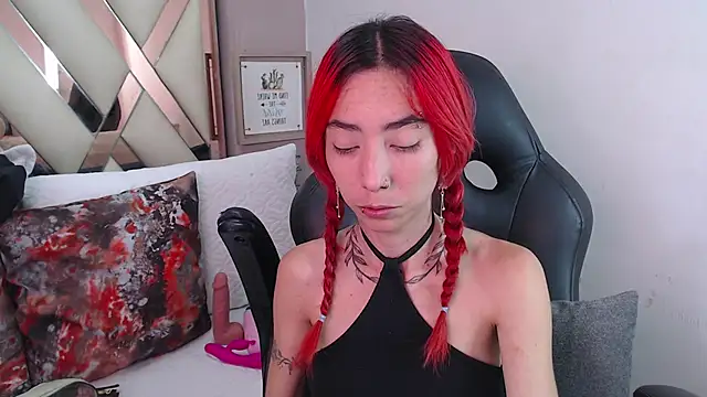 Erika Stevens online show from 04.20.26