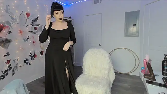 NatashaLuxxx online show from 12.23.24