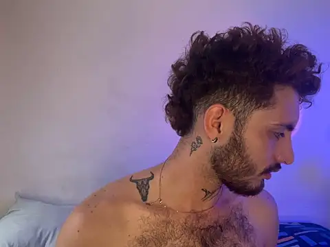 axel giracr online show from 12.09.24