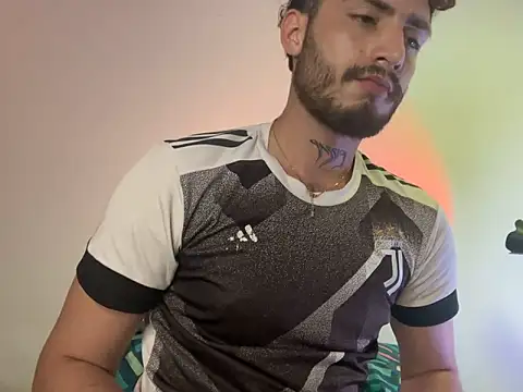 axel giracr online show from 12.14.24