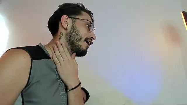 axel giracr online show from 01.12.25