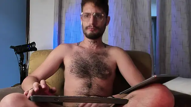 axel giracr online show from 02.08.25