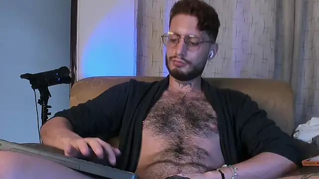 axel giracr online show from 02.23.25