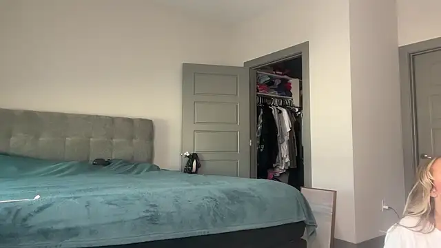 ElenaErickson online show from 01.08.25