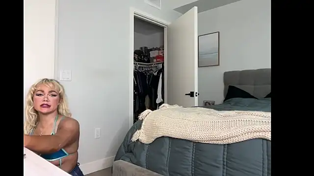 ElenaErickson online show from 10.27.25