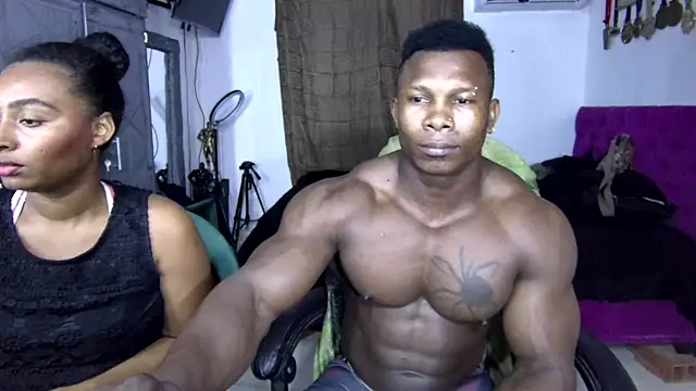 Snapshot of MedellinBlackx chatting on 12.04.25 MedellinBlackx online show from 12.04.25