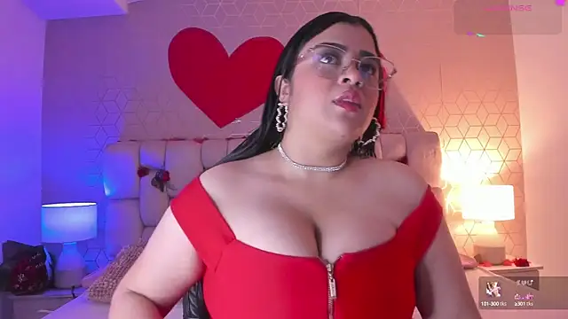 Snapshot of Emilyboobss chatting on 02.15.25 Emilyboobss online show from 02.15.25