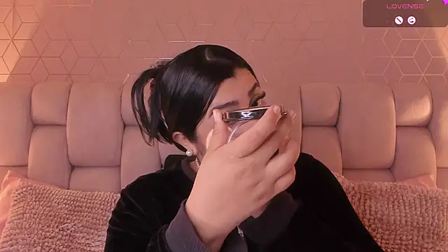 Snapshot of Emilyboobss chatting on 03.07.25 Emilyboobss online show from 03.07.25