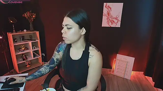  WednesdayFriday  online show from 09.17.25