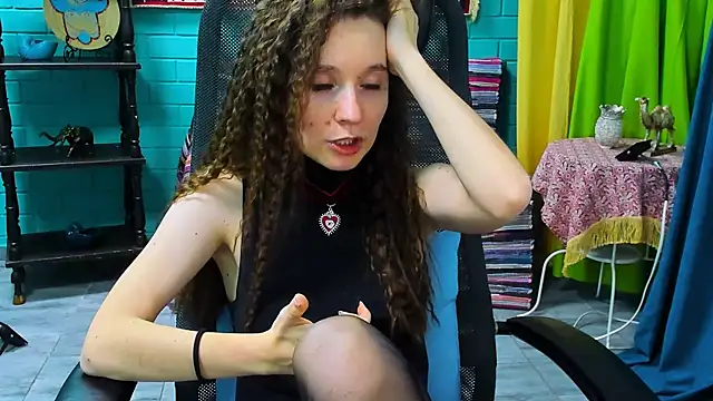 Miss Barbara  online show from 03.06.25