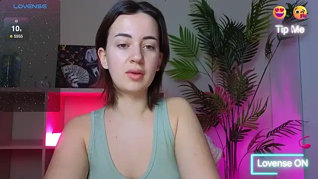 SweetieKendl online show from 04.19.26