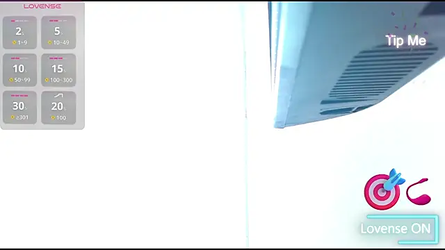 Snapshot of jeic_18 chatting on 09.18.25 jeic 18 online show from 09.18.25