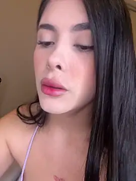 Snapshot of misslollipop04 chatting on 12.02.25 misslollipop04 online show from 12.02.25