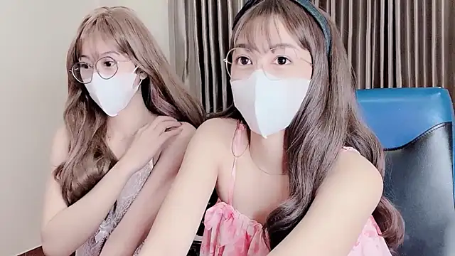 Mono-Stewardesss online show from 03.01.25