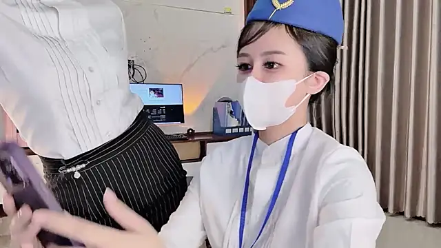 Mono-Stewardesss online show from 11.01.25