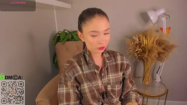 Snapshot of Anna_Way chatting on 04.22.26 Anna Way online show from 04.22.26
