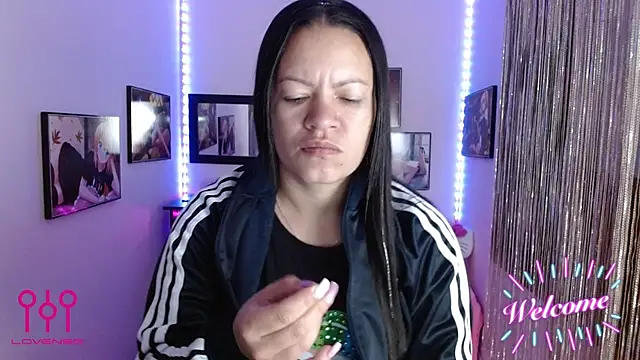 Cristal w online show from 09.10.25