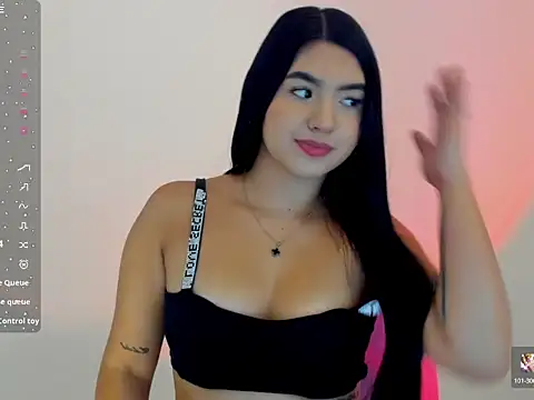 Snapshot of shellyrayh1 chatting on 11.11.25 shellyrayh1 online show from 11.11.25